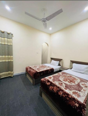 Comfort flats on main road Pesh